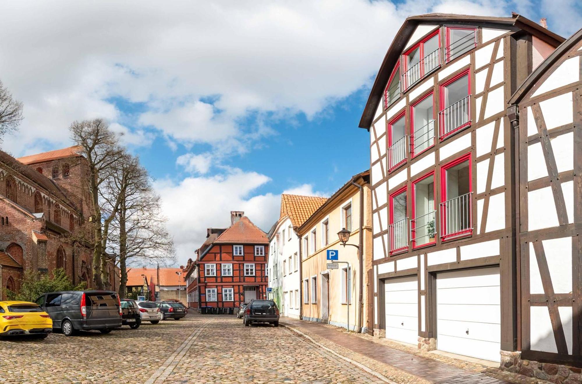 City Apartment An Der Georgenkirche Варен Екстер'єр фото