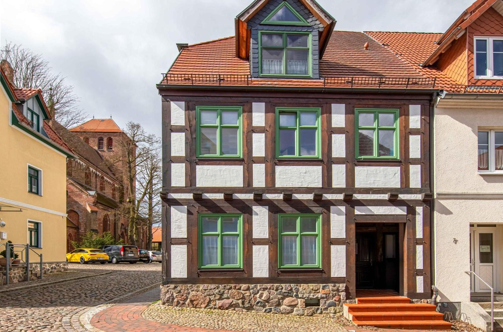 City Apartment An Der Georgenkirche Варен Екстер'єр фото